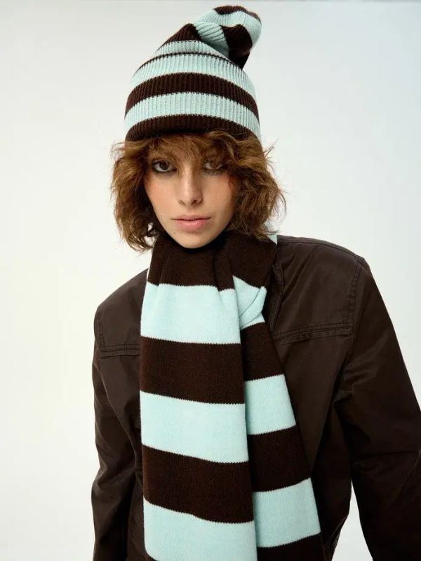 Шапка в полоску шоколад / бирюза - фото 4
