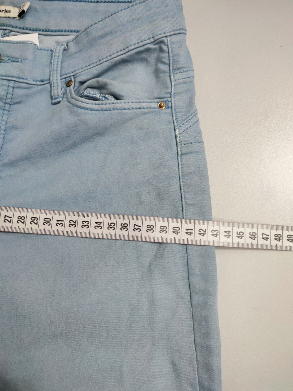 Джинсы Stradivarius светлые 42 размер