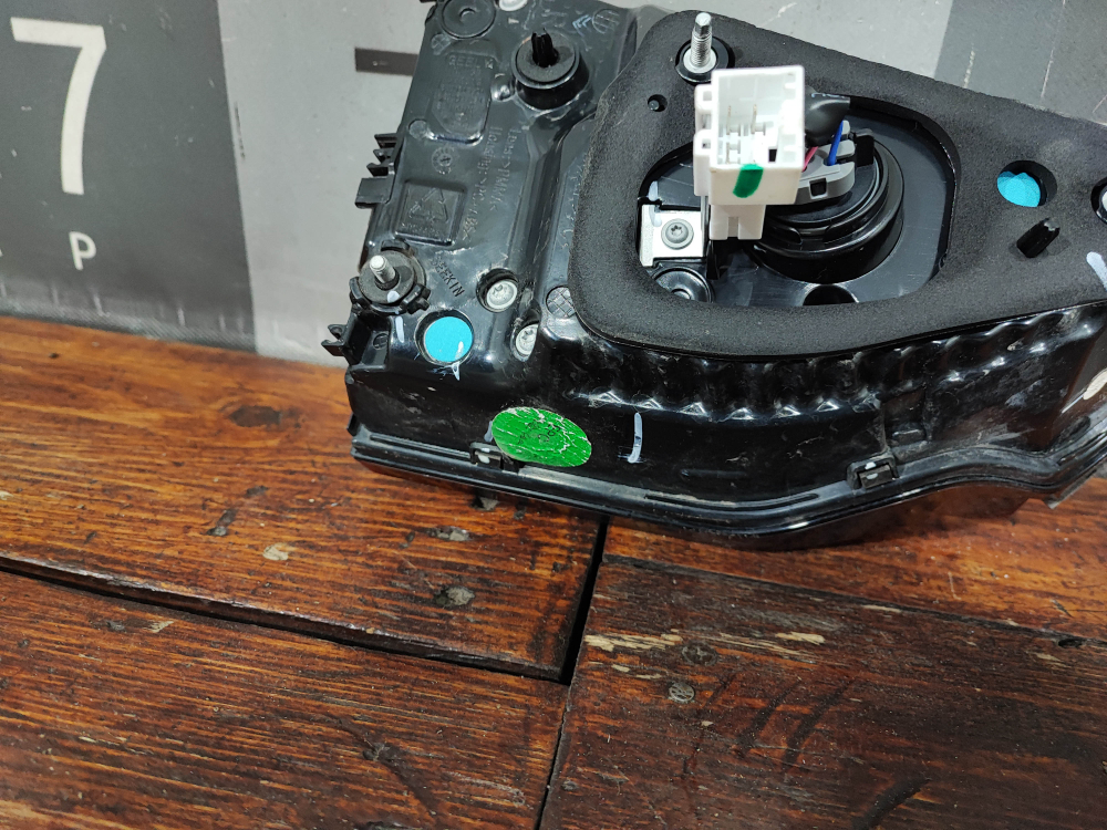 Фонарь зaдний пpавый Geely Atlas Pro 21-нв Б/У Оригинал 7057524200