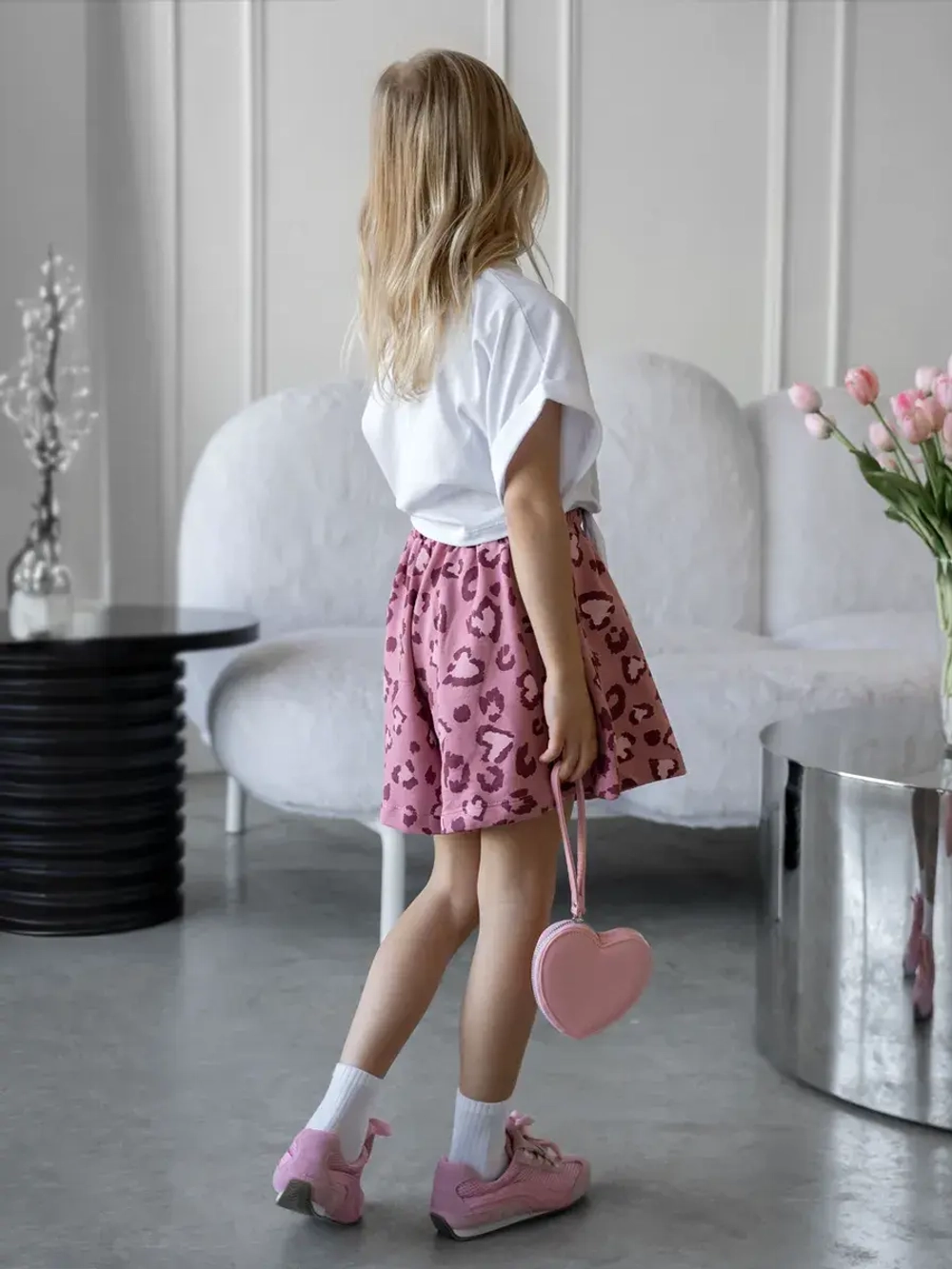 Летний костюм для девочки с шортами