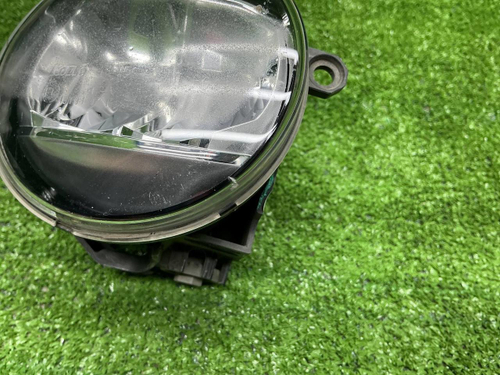 ПТФ правая Toyota Land Cruiser Prado 150 (2017-н.в.) LED