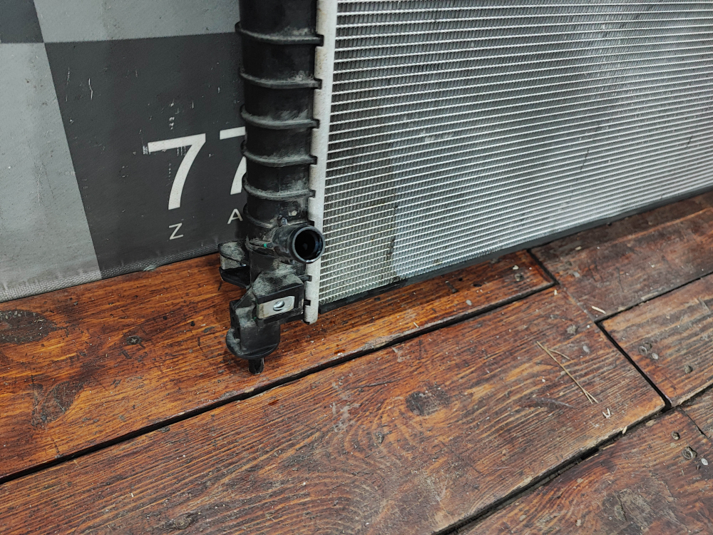 Радиатор двигателя GAC GS8 2 21-нв Б/У Оригинал 2310004DRS0100