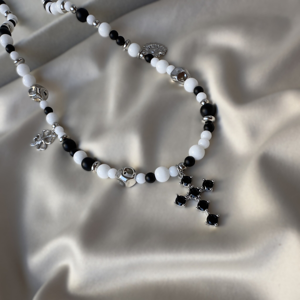 Колье "Дыхание контраста"