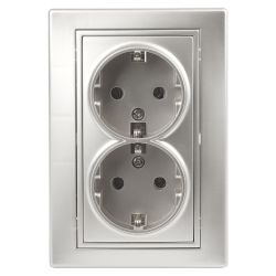 Розетка Intro Plano 1-205-03 с заземлением двойная 2X2P+E Schuko, 16А-250В, IP20, СУ, алюминий | Intro Plano