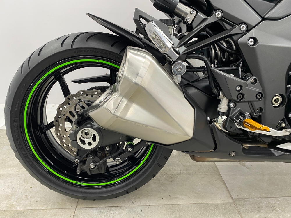 Kawasaki Ninja 1000A 049562