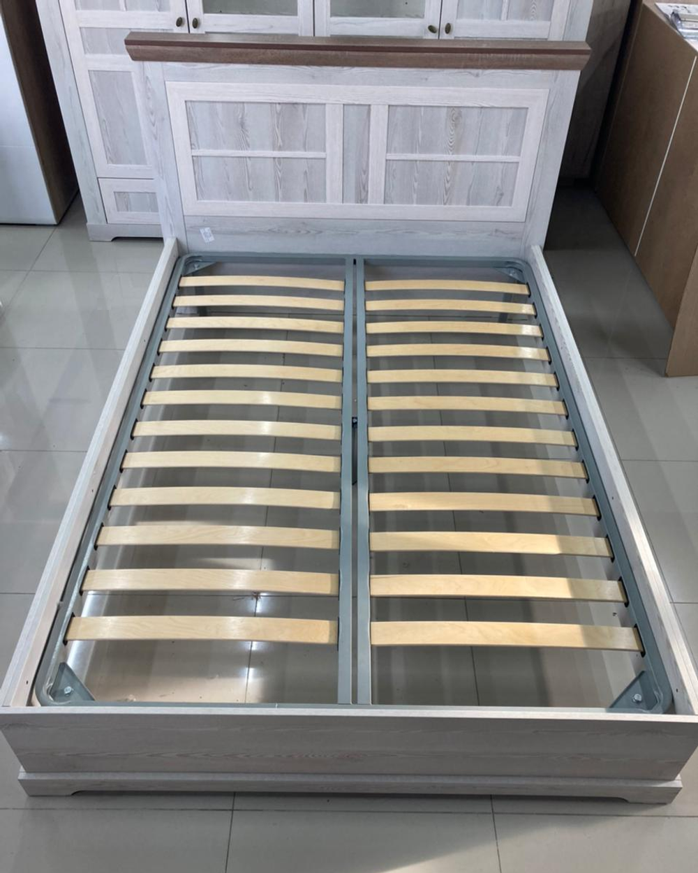 Кровать Ривьера сосна белая/сосна джурга 1400