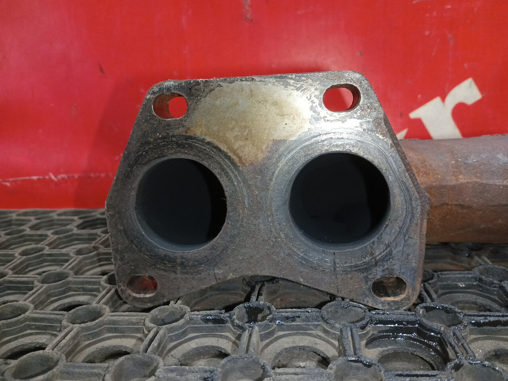 Коллектор выпускной 2024г