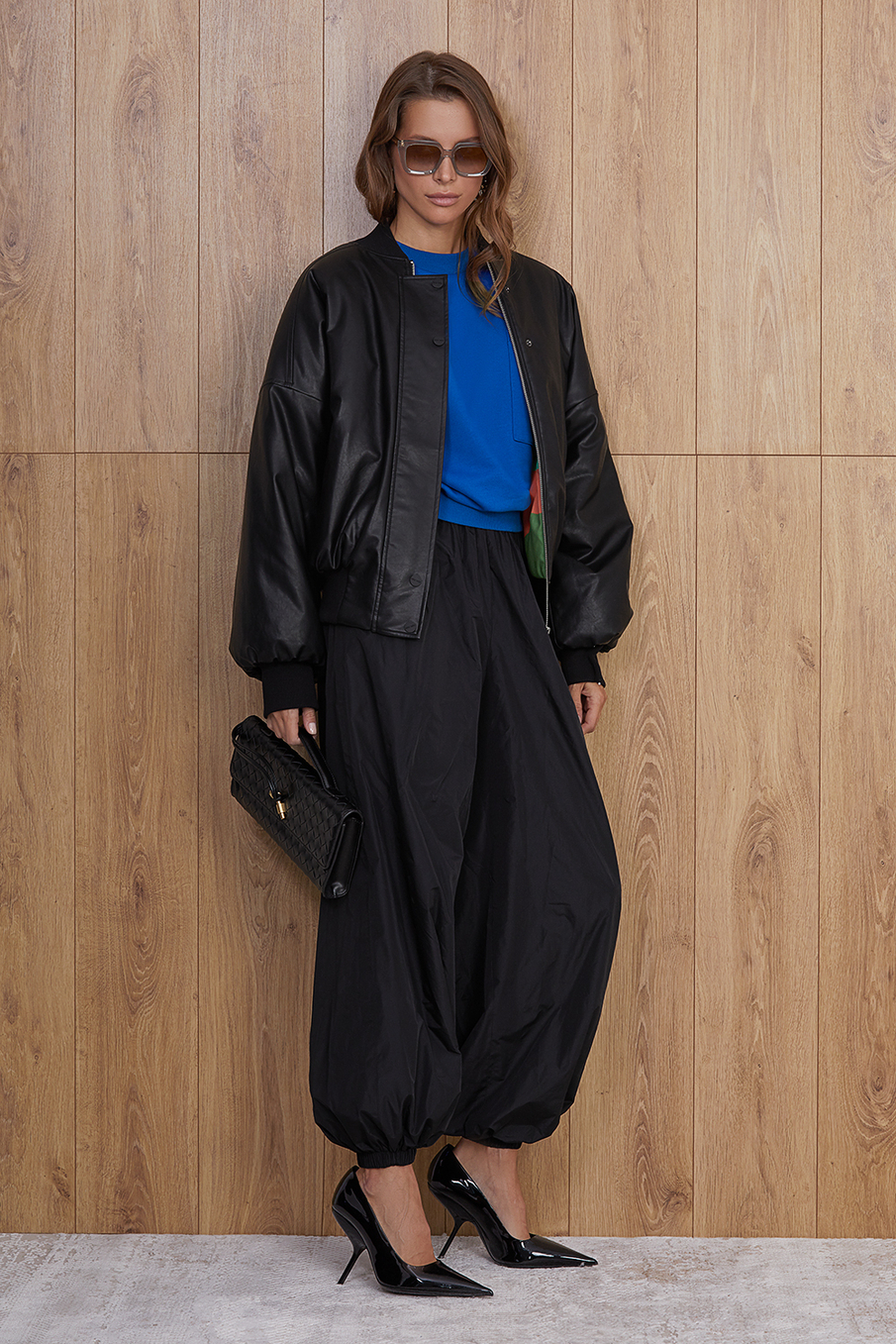 Бомбер черный