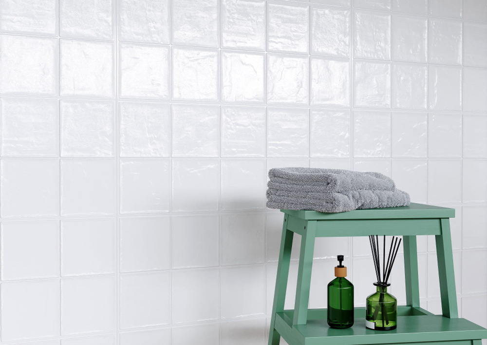 Mango white square wall 01 250х600 (1-й сорт)