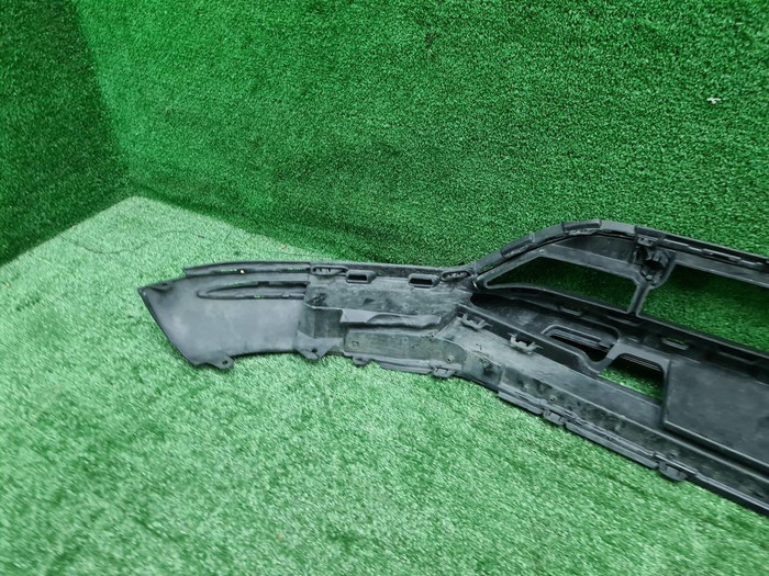 Юбка переднего бампера Mercedes GLC X253 19-22 AMG