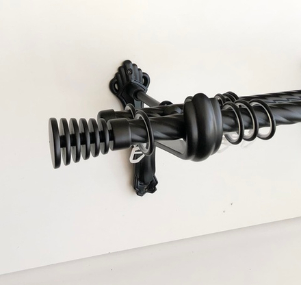 Карниз кованый консольный витой Конус скан d20/16 двухрядный, цвет черный