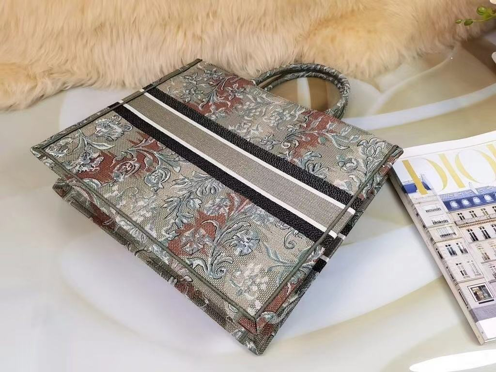 Christian Dior Book Tote 42 cm