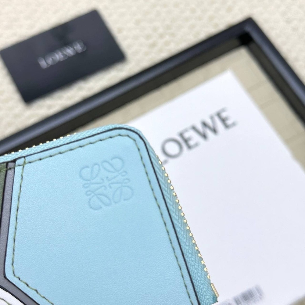 Картхолдер Loewe
