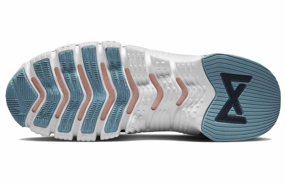 Кроссовки Nike Free Metcon 4