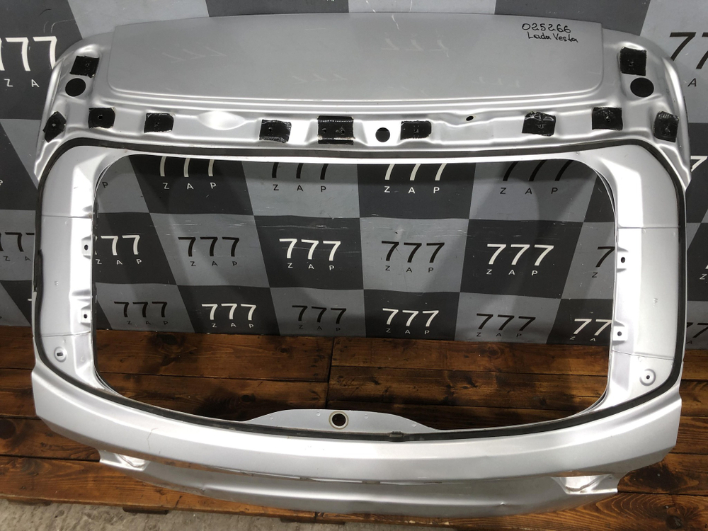 Крышка багажника Lada Vesta SW 15-22 Б/У Оригинал 8450102347