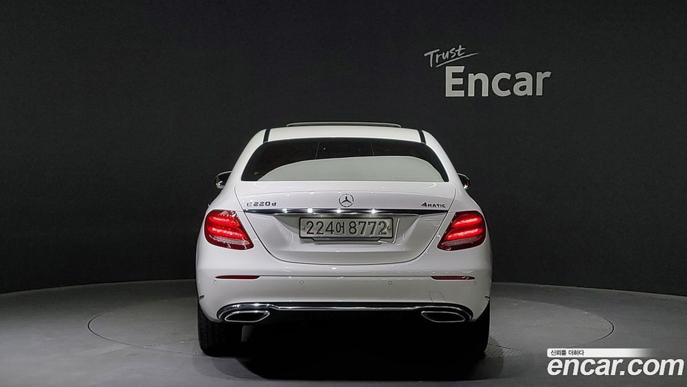 Mercedes-Benz E-Class W213 E220d 4MATIC Exclusive (09.2019)