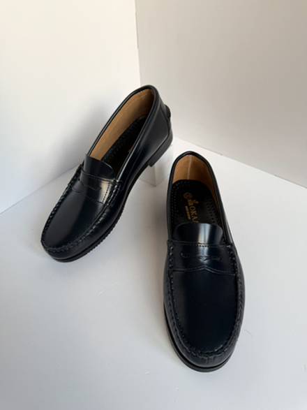 Новые кожаные лоферы Okaa, 38