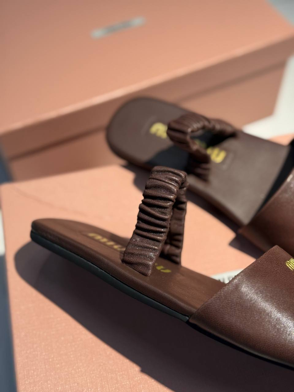 Шлепанцы MIU MIU