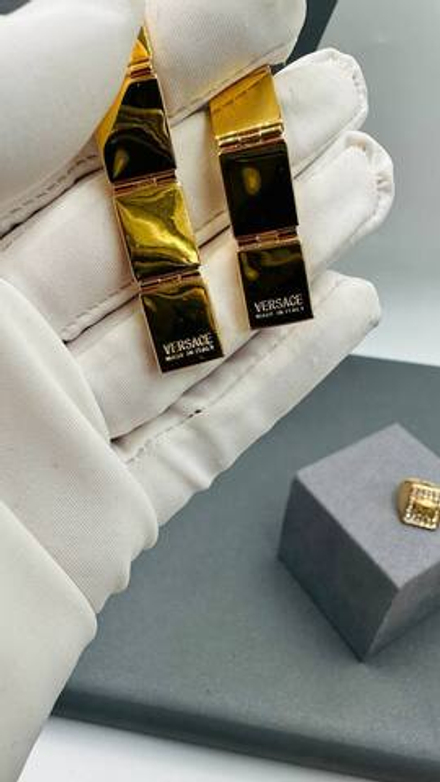 Серьги Versace