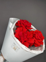 Алые французские розы (3шт)