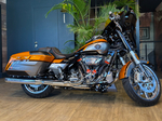 CVO Street Glide "Torched Orange CVO Tri-Tone" (2026)