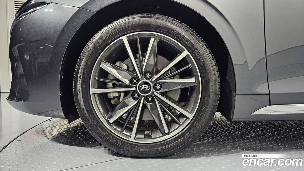 Hyundai The New Grandeur (Azera) IG 3.3 (04.2021)