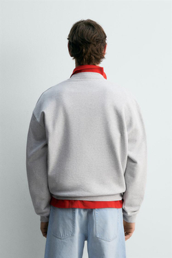 ZARA ТОЛСТОВКА КЛАССИЧЕСКОГО КРОЯ С КРУГЛЫМ ВЫРЕЗОМ, СЕРЫЙ МЕЛАНЖ