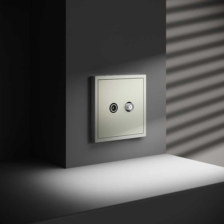 Розетка телевизионнная встраиваемая Voltum S70 оконечная TV+SAT, (сталь) VLS060405