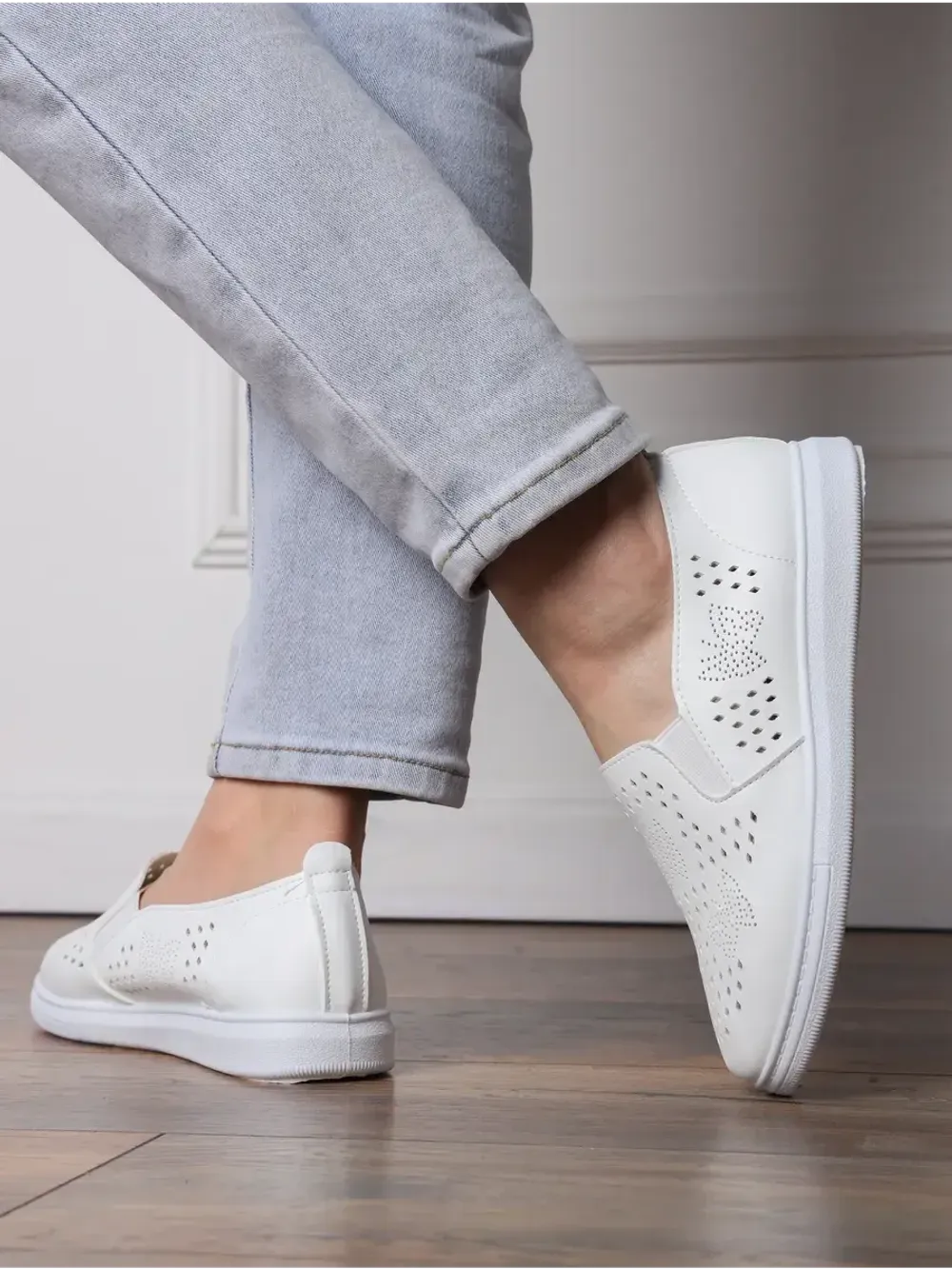 Мокасины летние с перфорацией