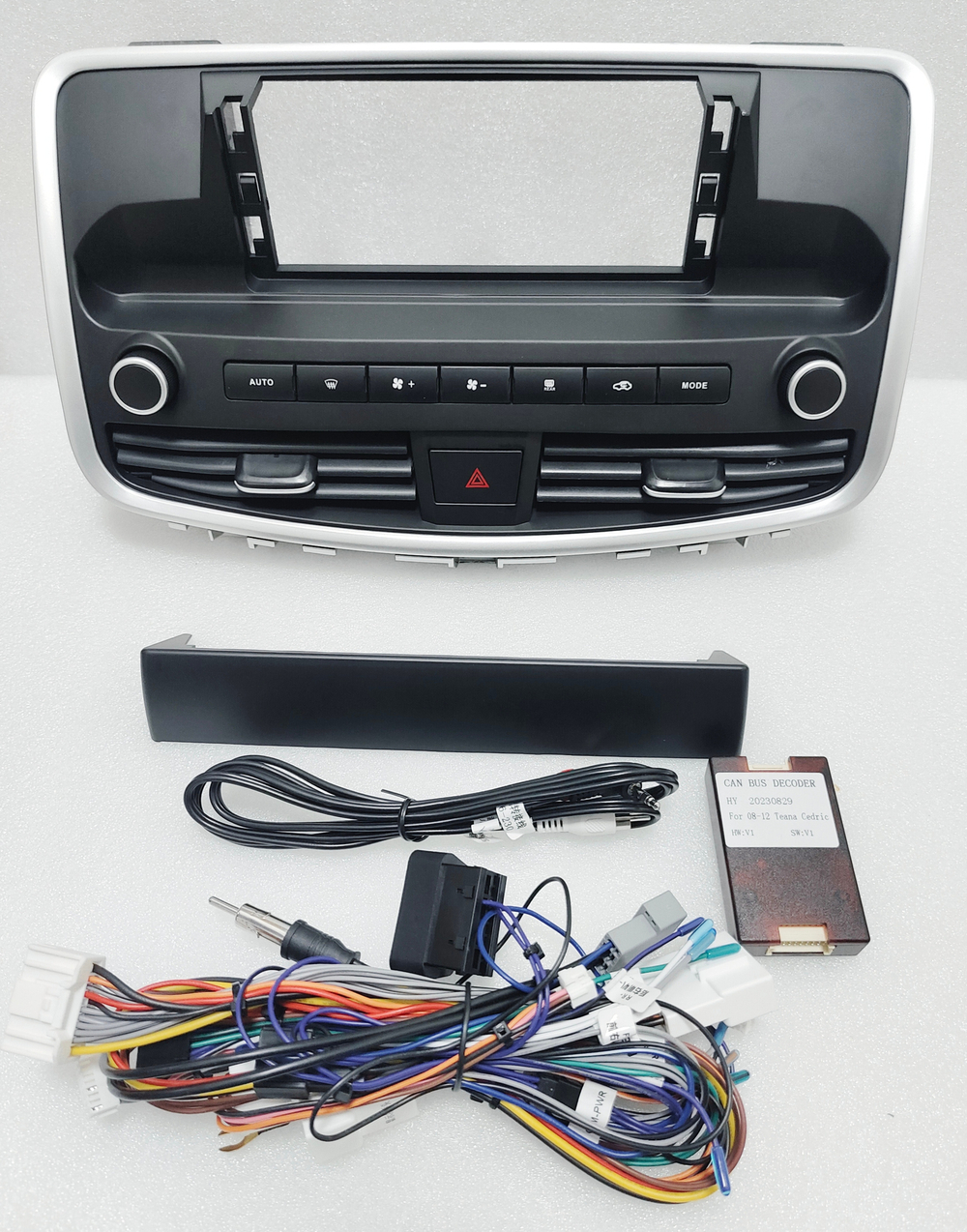 Магнитола для Nissan Teana 2008-2013 (цветной экран) - Carmedia MKD-RC004 монитор 12.3" на Android 12, 6Гб+128Гб, CarPlay, 4G SIM-слот