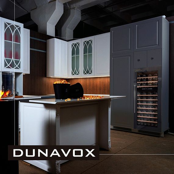Винный холодильник Dunavox DX-74.230DB