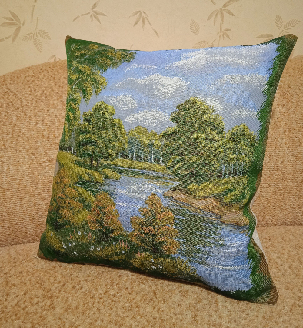 Декоративный гобеленовый чехол для интерьерной подушки Береза у озера 47*47