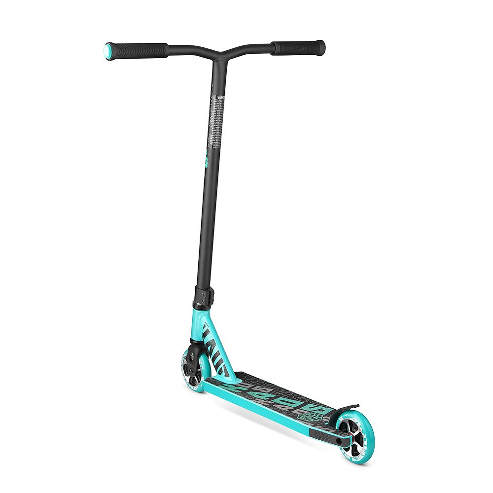 Трюковый самокат Madd Gear Kick KAOS