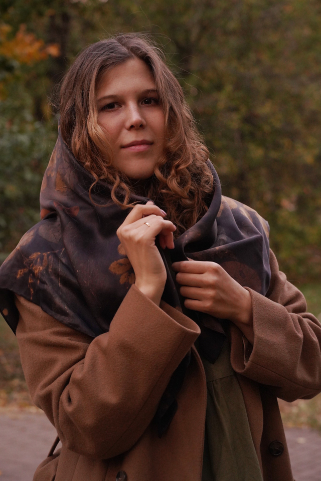 Шёлковый платок «В ночи», экопринт