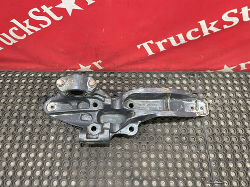 Кронштейн пневморессоры правый 2018г.