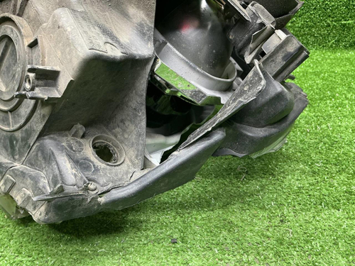 Фара правая Suzuki Grand Vitara (05-16) галоген