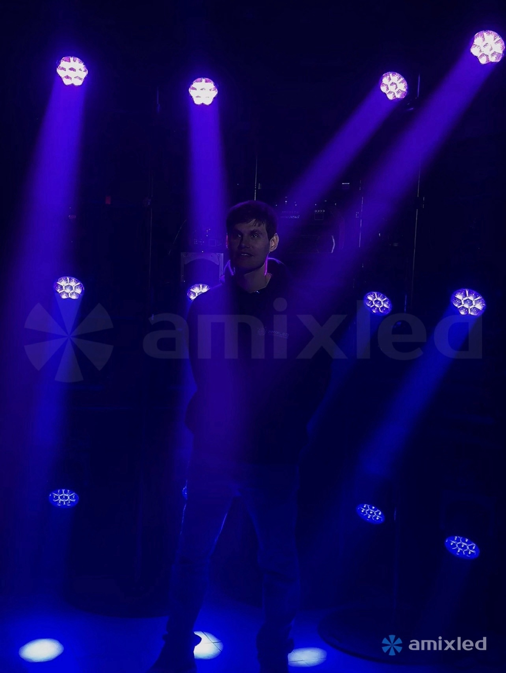 Световой прибор Amixled mini WASH 7x40 CP