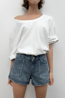 ZARA ДЖИНСОВЫЕ ШОРТЫ TRF С ЗАКЛЕПКАМИ, СИНИЙ