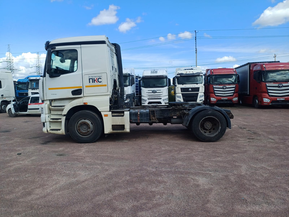 КамАЗ 54901 4x2 Седельный тягач 54901-94 (Дизельный, 11,9 л, 450 л.с., АТ)