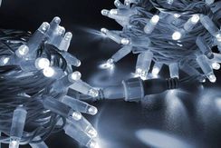 Светодиодная нить 100 холодных белых LED ламп, 10 м., 220В, мерцание, белый провод ПВХ, Teamprof (TPF-S10CF-220V-CW/W)