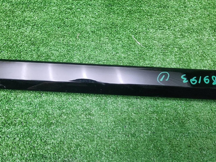 Накладка двери задняя правая BMW X7 G07 (19-нв)