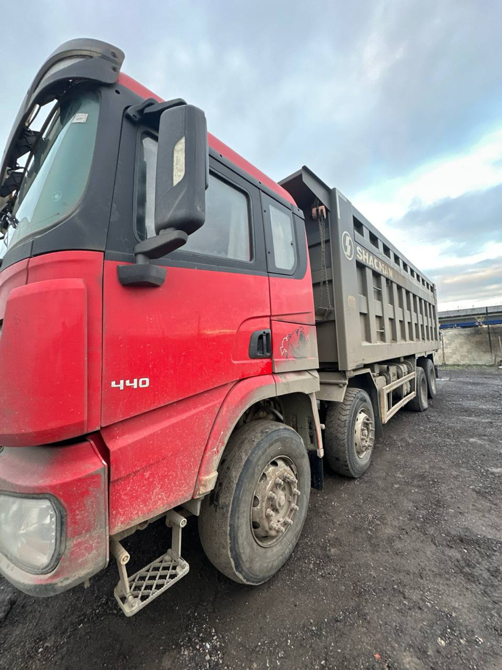 Shacman (Shaanxi) SX* 8x4 Самосвал SX33186V366 (Дизельный, 11,6 л, 440 л.с., МТ)