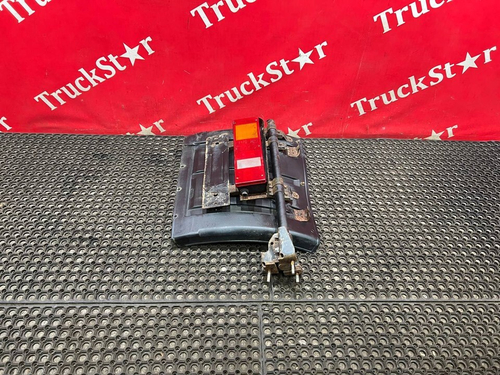 Крыло заднее левое задняя часть