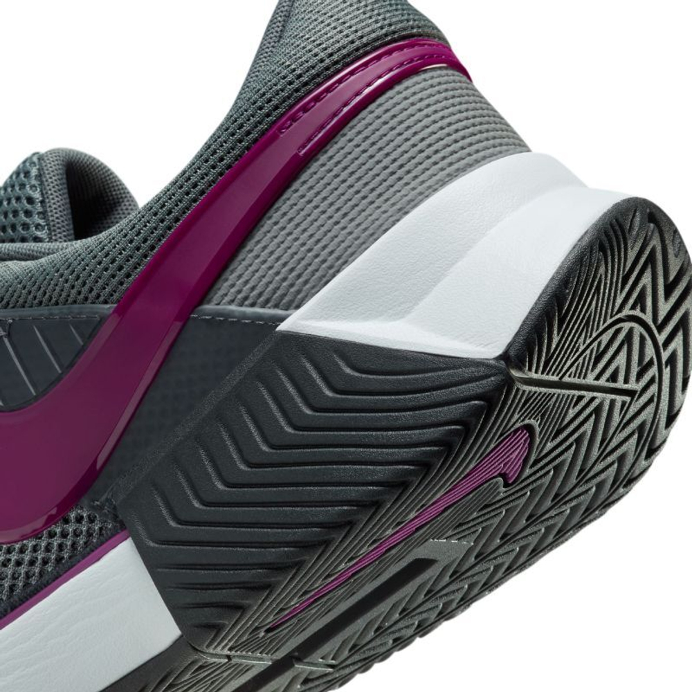 Мужские кроссовки теннисные Nike Zoom GP Challenge 1 - серый