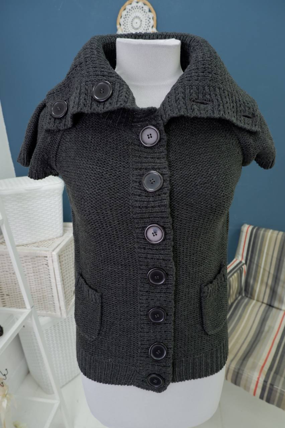 Кофта Yessica на пуговицах 44 размер