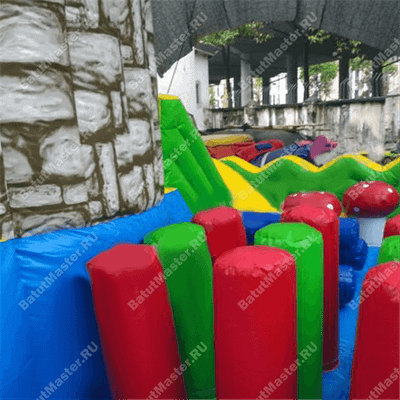 Большой надувной батут "Средневековье" 15*15*5 м