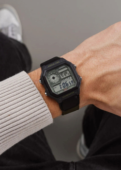 Часы Casio AE-1200WHUB-3A