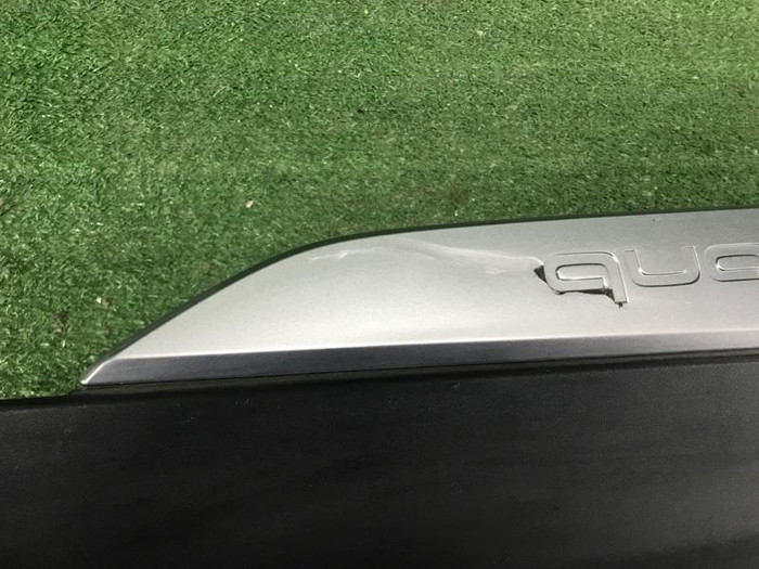 Накладка двери задняя правая Audi Q7 2 (2015-н.в.)