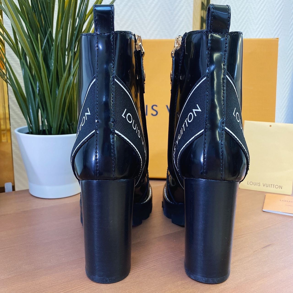 Кожаные ботильоны