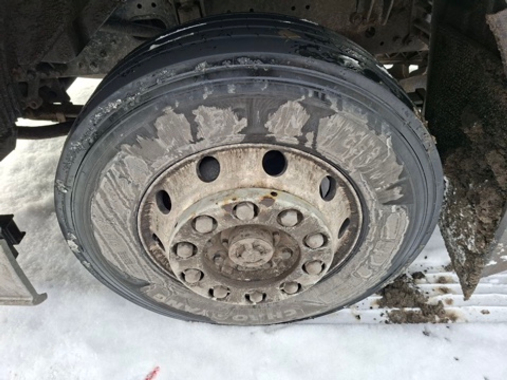 FAW JH6 4x2 Седельный тягач CA4180P25K15E5A80 (Дизельный, 11,6 л, 453 л.с., АТ)